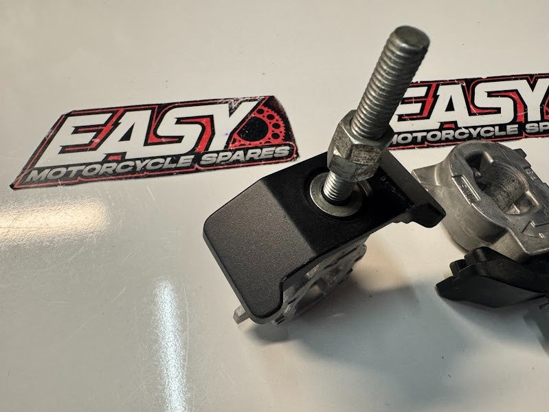Yamaha YZF R7 2022-2025 Chain Adjuster Puller Set OEM Genuine 1WS-25388-00