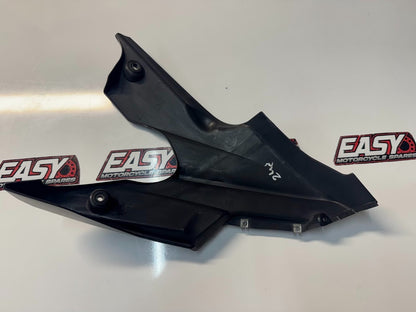 Yamaha YZF R15 2015 RH Under Cover Fairing OEM Genuine 20-PF8395-00