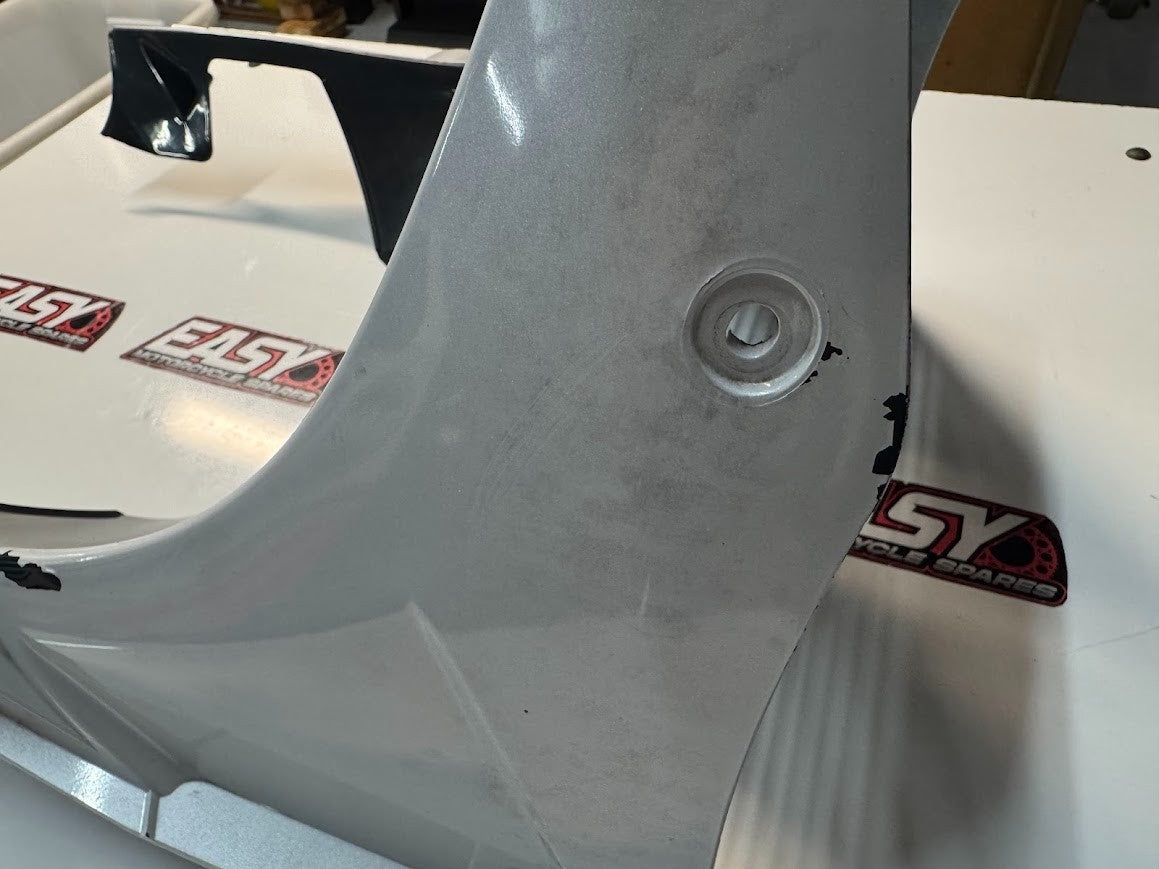 Yamaha YZF R15 2015 Lower Belly Fairing OEM Genuine 1CK-F836M-00