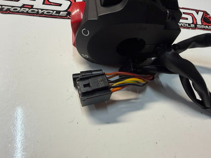 RH Switch Block Controls Suzuki GSXR 1000 2007-2008 OEM 37200-21H01