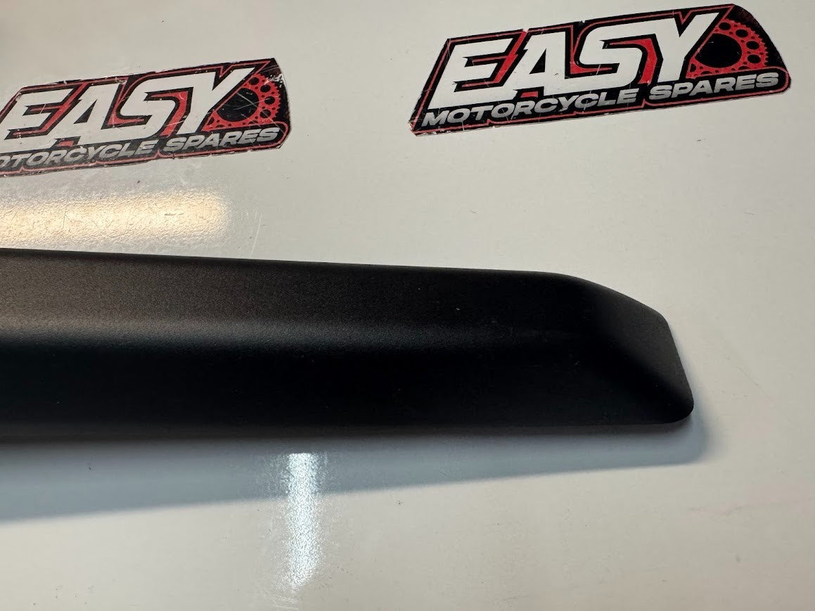 Yamaha YZF R7 2022-2025 Rear Fender Hugger Mudguard OEM Genuine B34-F1650-02