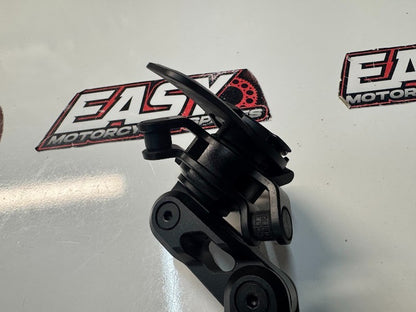 Yamaha YZF R7 2022-2025 Quad Lock