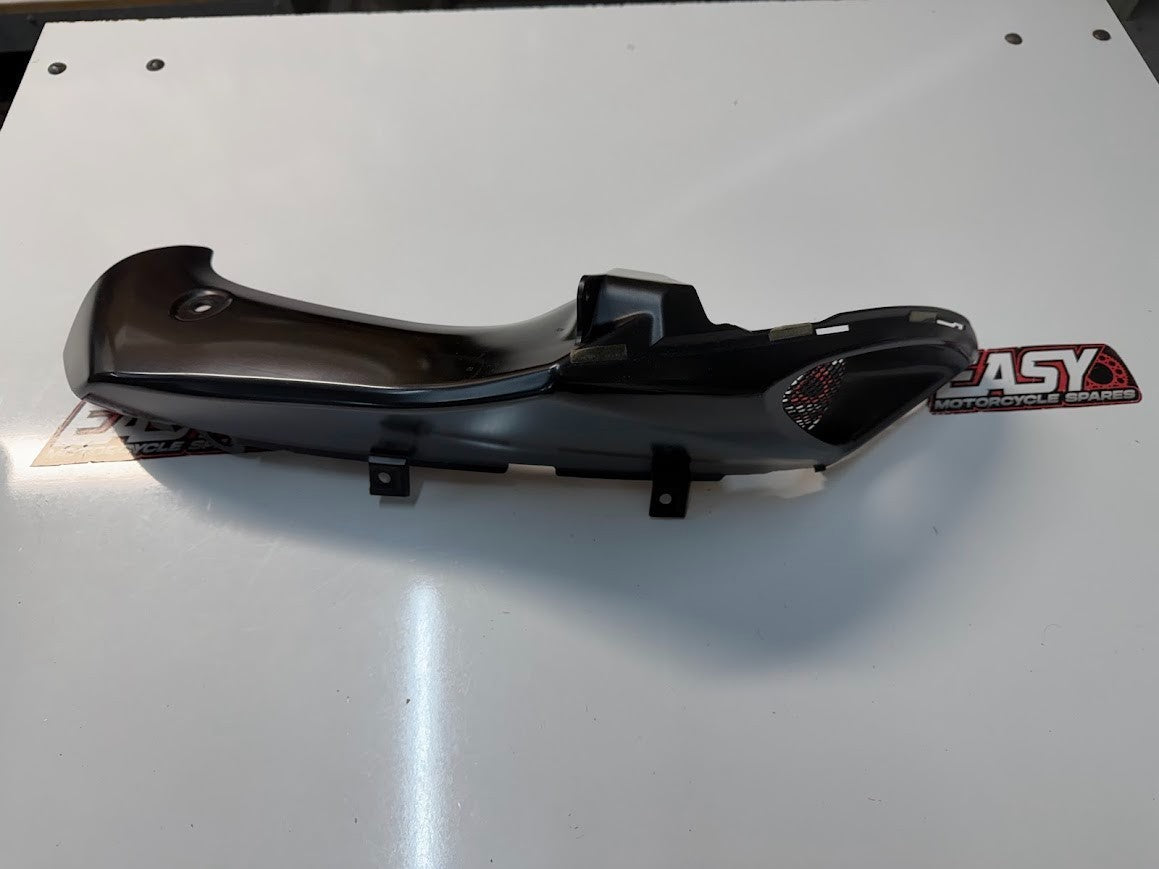 RH Air Intake Fairing Cover Suzuki GSXR 1000 2005-2006 OEM 94670-41G00-YHF