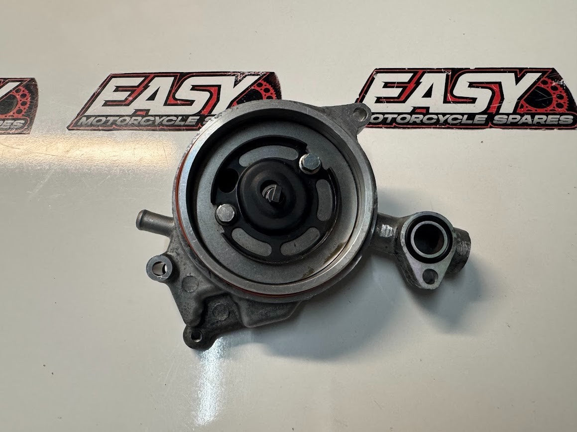 Yamaha YZF R15 2015 Water Pump Assy OEM Genuine 38B-E1185-01