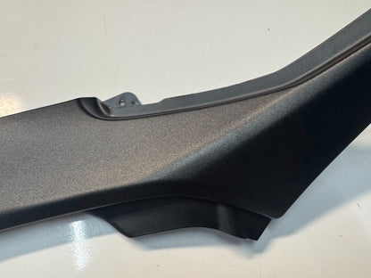 Yamaha YZF R7 2022-2025 Side Cover 1 Fairing Mole OEM Genuine BEB-2171L-00