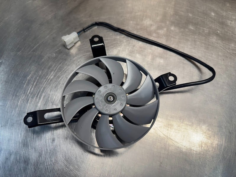 Yamaha YZF R1 2015-2025 RH Radiator Thermo Fan OEM Genuine 2CR-12405-10