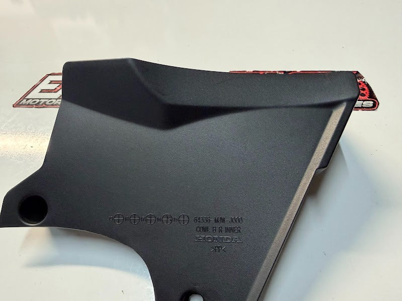 RH Inner Cowl Honda CBR 500R 2016-2018 OEM 64336-MJW-J00