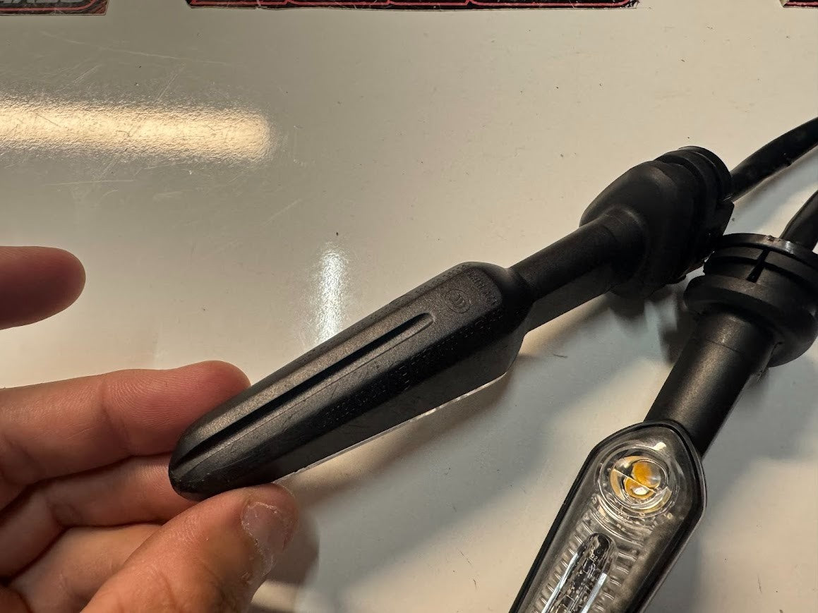 Yamaha YZF R7 2022-2025 Front Indicator Blinkers OEM Genuine BEB-83320-01