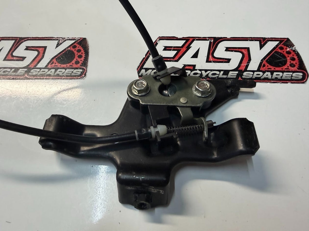 Seat Latch KTM RC 390 2014-2021 OEM 90507050033