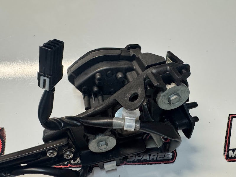 Yamaha YZF R1 2020-2025 Headlight Assembly OEM Genuine B3L-84300-00