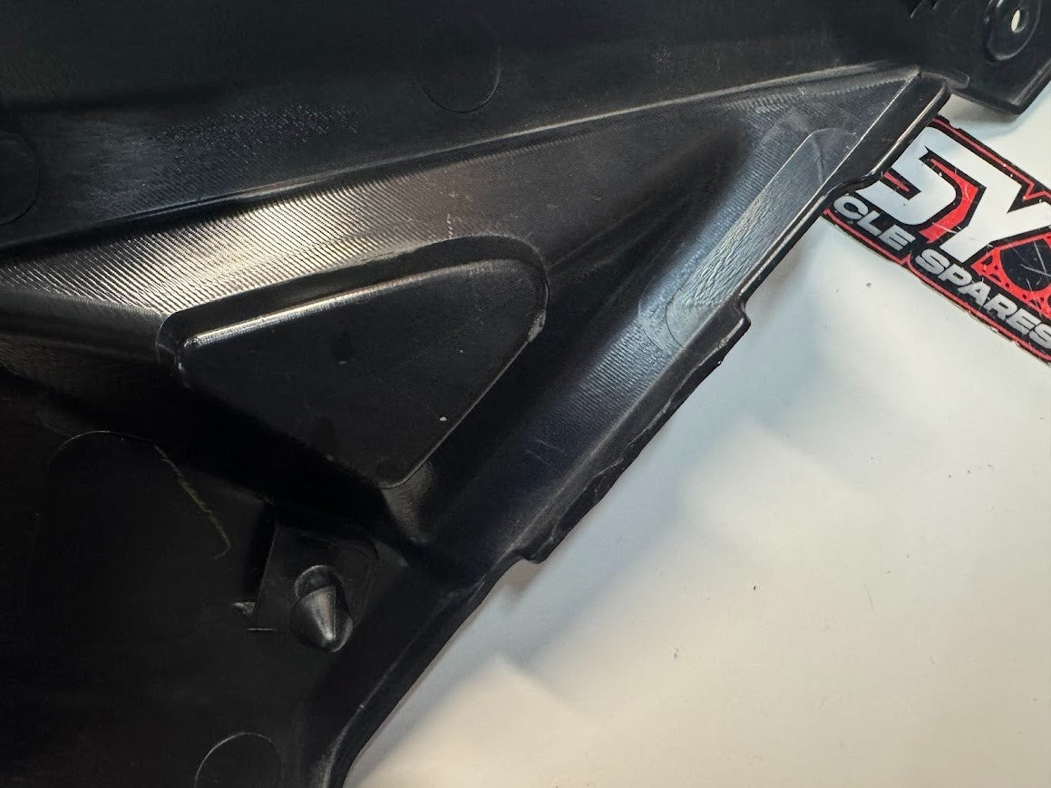 Yamaha YZF R15 2011-2018 LH Side Cover Fairing 1 OEM Genuine 1CK-F1711-00