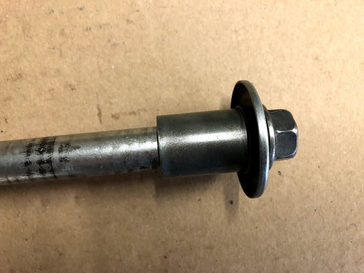 Front Axle Suzuki GSX 750 F 89-03 1989 54711-19C00