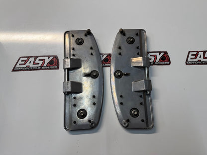 Rider Foot Rests Suzuki Boulevard C109R VLR 1800 T 2008-2014 OEM 43501-10F12