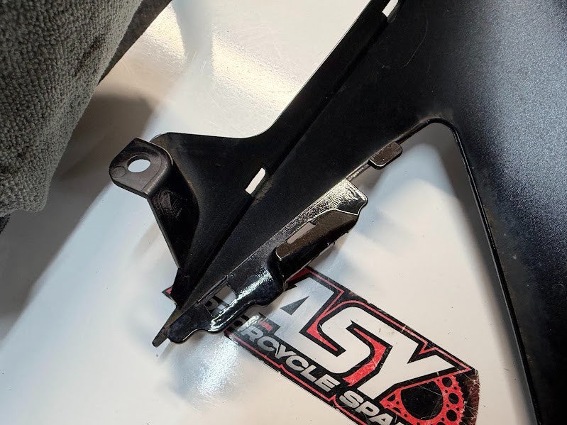 RH Main Fairing Suzuki GSXR 1000 2012-2016 OEM 94475-47H00