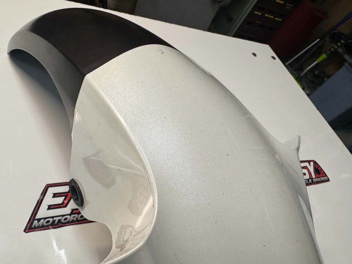 Yamaha YZF R15 2013-2016 Front Fender Mudguard Hugger OEM Genuine 1CK-F1511-00