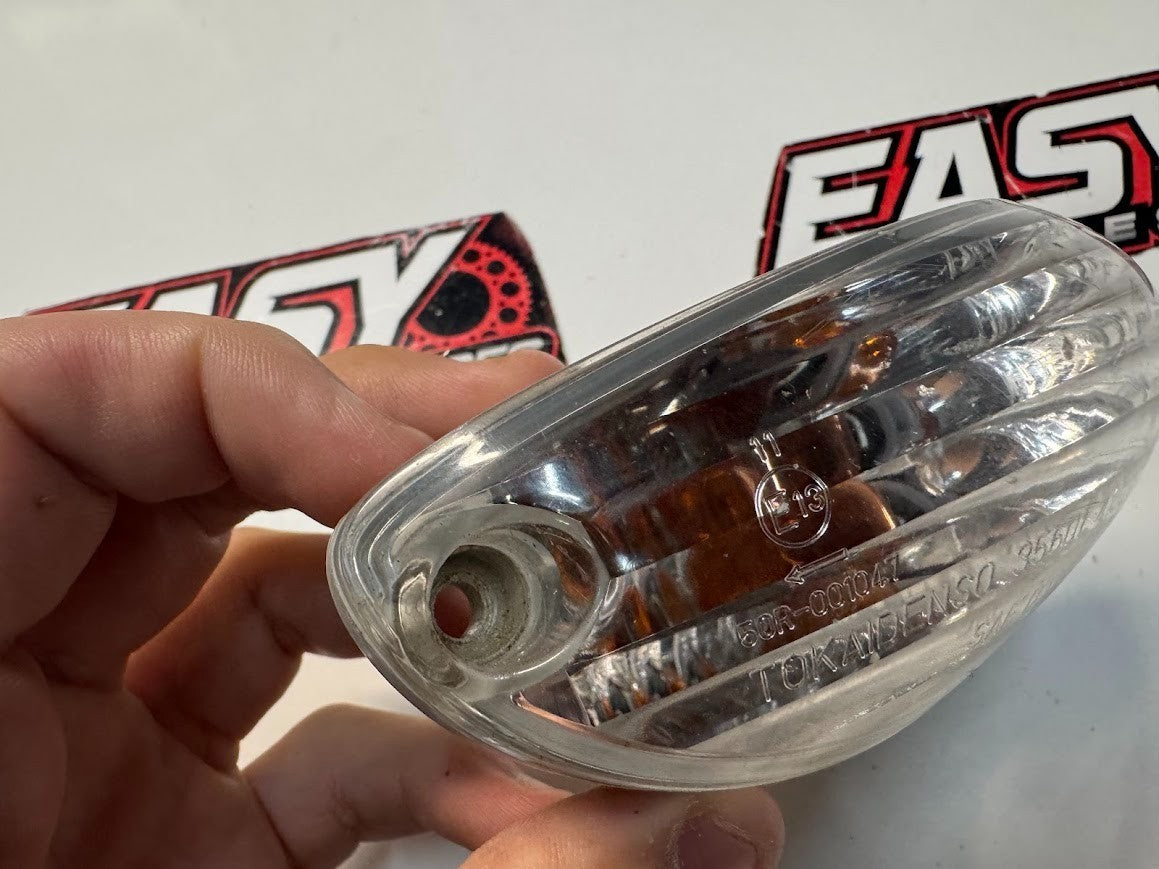 RH Front Indicator Blinker Suzuki GSXR 1000 05-16 2008 35601-41G00