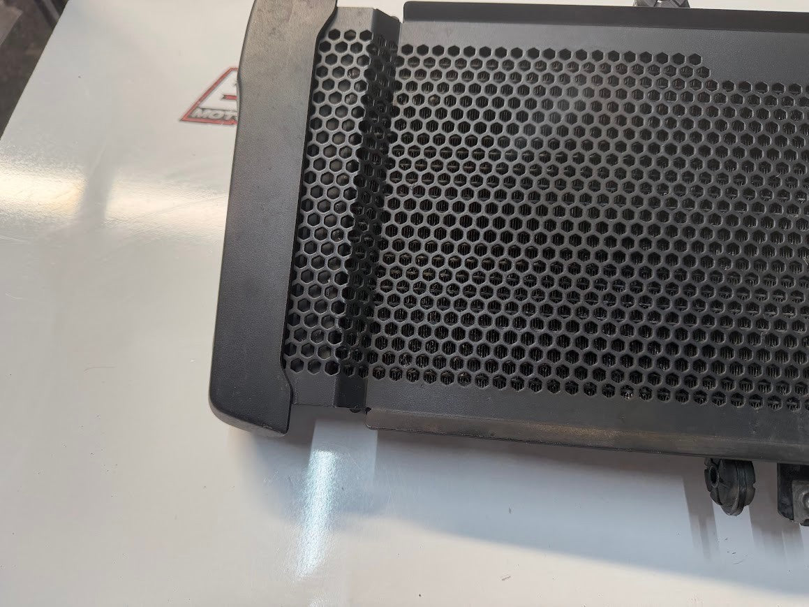 Radiator Cooling Suzuki GSF 1250 S Bandit 2007-2014 OEM 17710-18H30