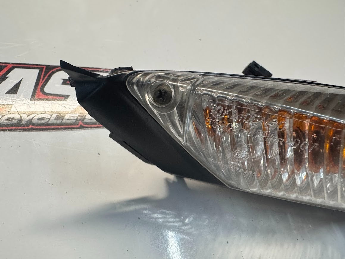 Suzuki GSXR 1000 2009-2016 RH Rear Blinker Indicator OEM Genuine 35603-47H00