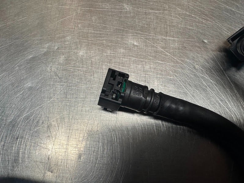 Yamaha YZF R1 2015-2019 Fuel Pipe Hose Connectors OEM Genuine 2CR-13971-00