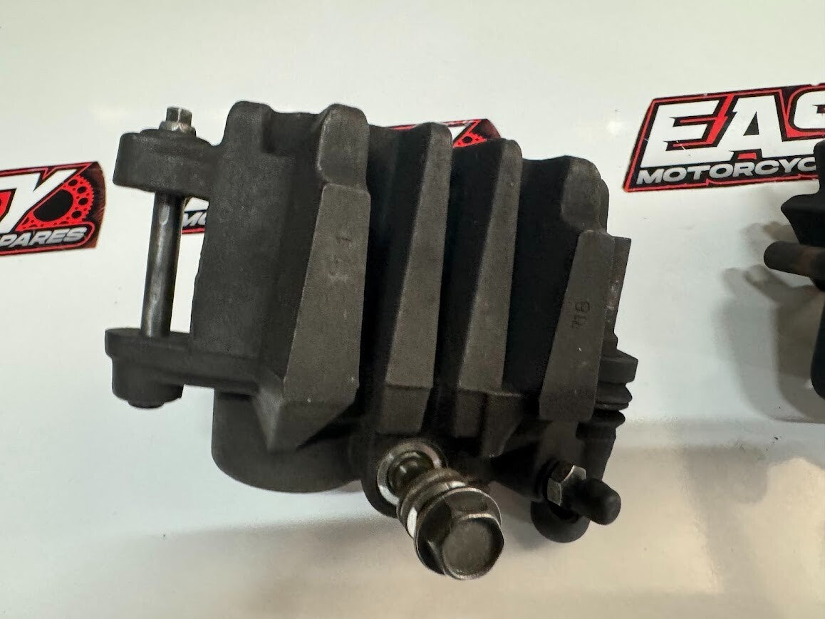 Front Brake Calipers Kawasaki ER-6F 06-08 2007 43080-5028-DJ