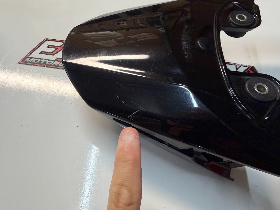 Rear Centre Frame Cover Fairing Suzuki GSXR 1000 2007-2008 OEM 47311-21H