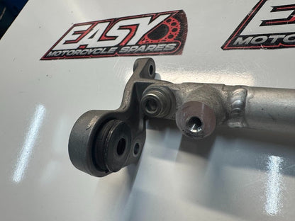 Yamaha YZF R1 2020-2025 Frame Cross Member Support Bracket B3L-2142V-00