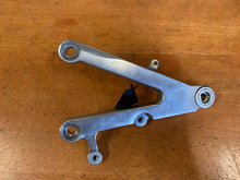 RH Foot Peg Bracket Yamaha R1 00-01 2000 5JJ-27443-00-00