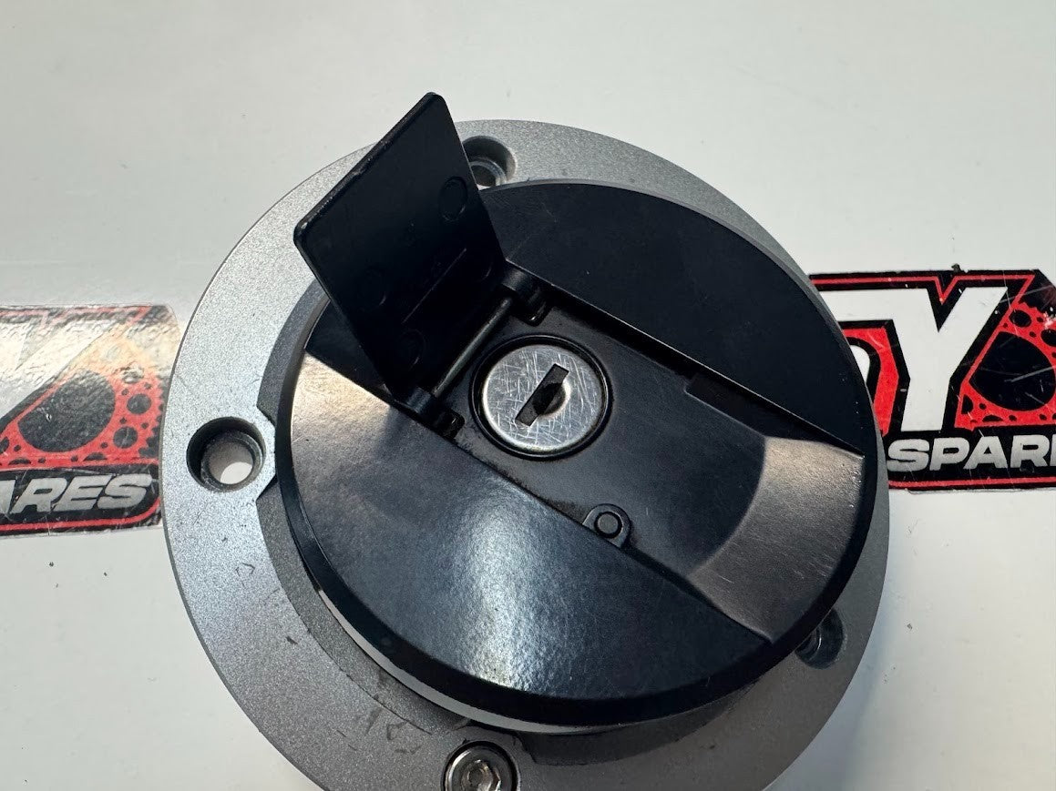 Fuel Cap & Seat Lock *NO KEY* Suzuki GSXR 1000 07-08 2008