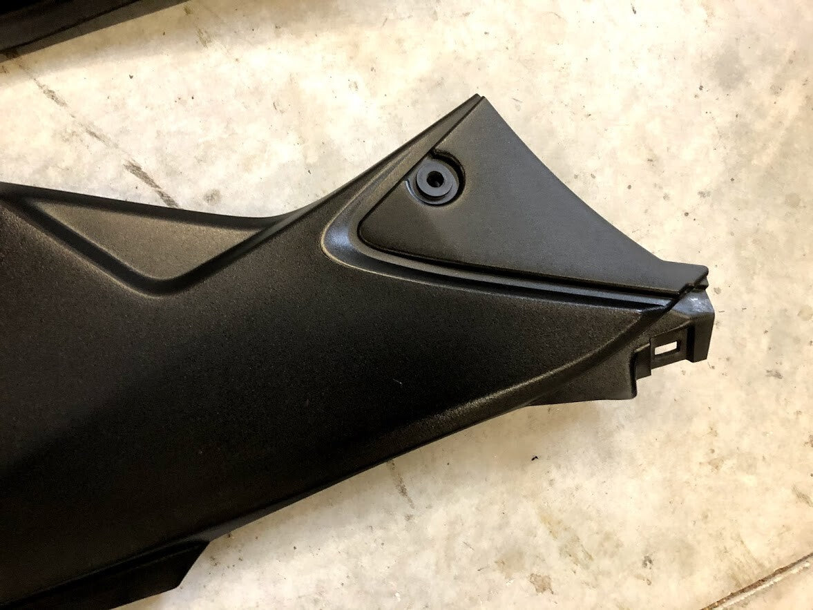 Side Covers Honda CBR 250R ABS 2011