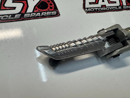 Suzuki GSXR 1000 2005-2008 LH Riders Foot Peg OEM Genuine 43526-41G00