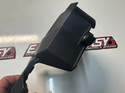 Kawasaki Ninja 500 2024-2025 Front Sprocket Cover OEM Genuine 14026-0141