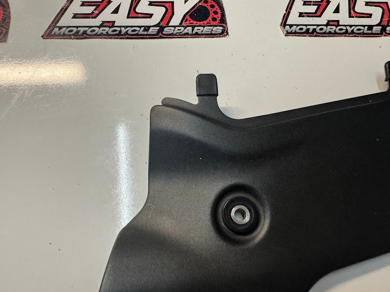 Yamaha YZF R1 2018-2019 Exhaust Shield Cover Protector 1 OEM 2CR-2834V-10