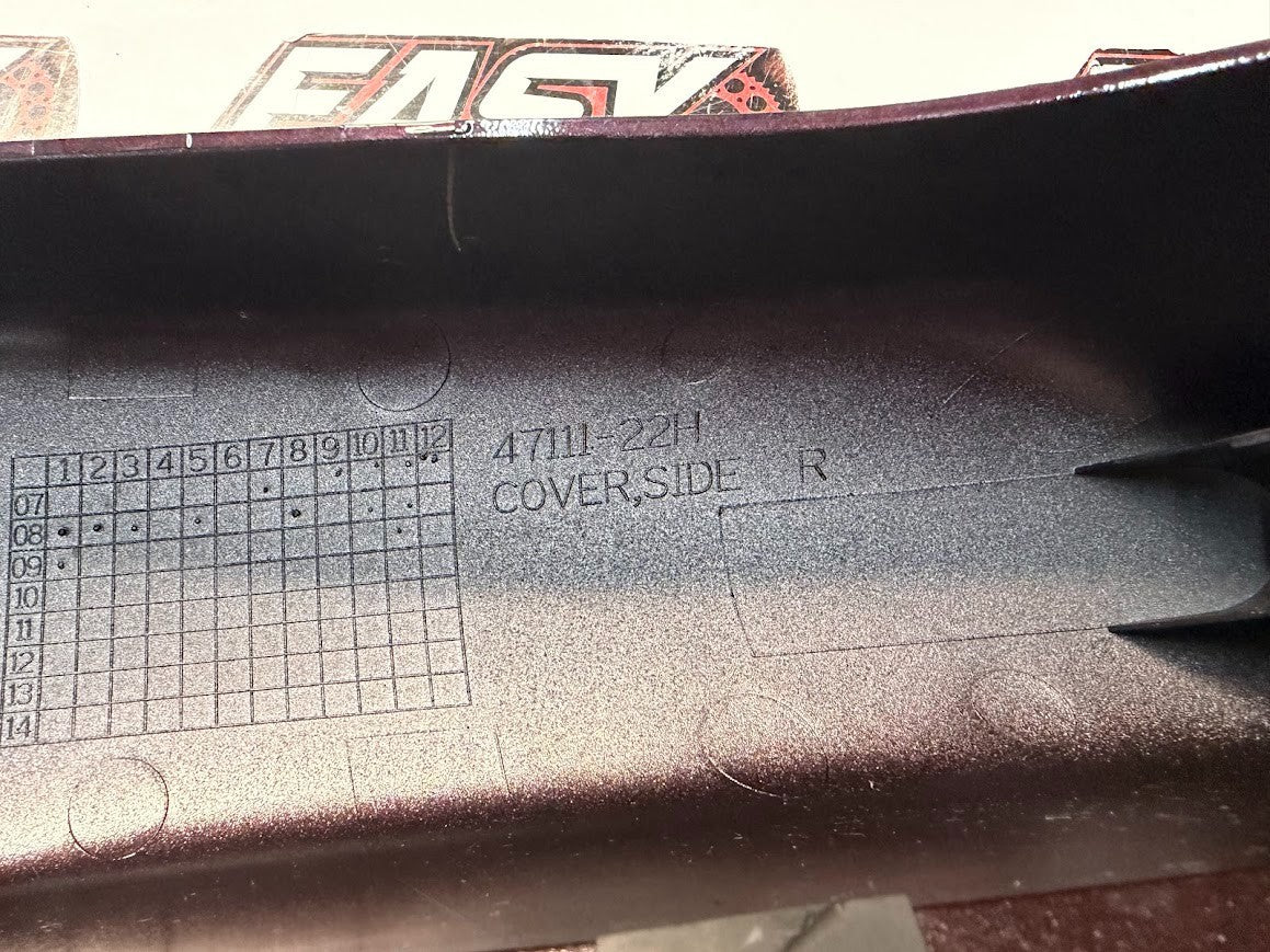 RH Side Frame Cover Suzuki Boulevard C109R VLR 1800 T 2010-2014 OEM 47111-22H