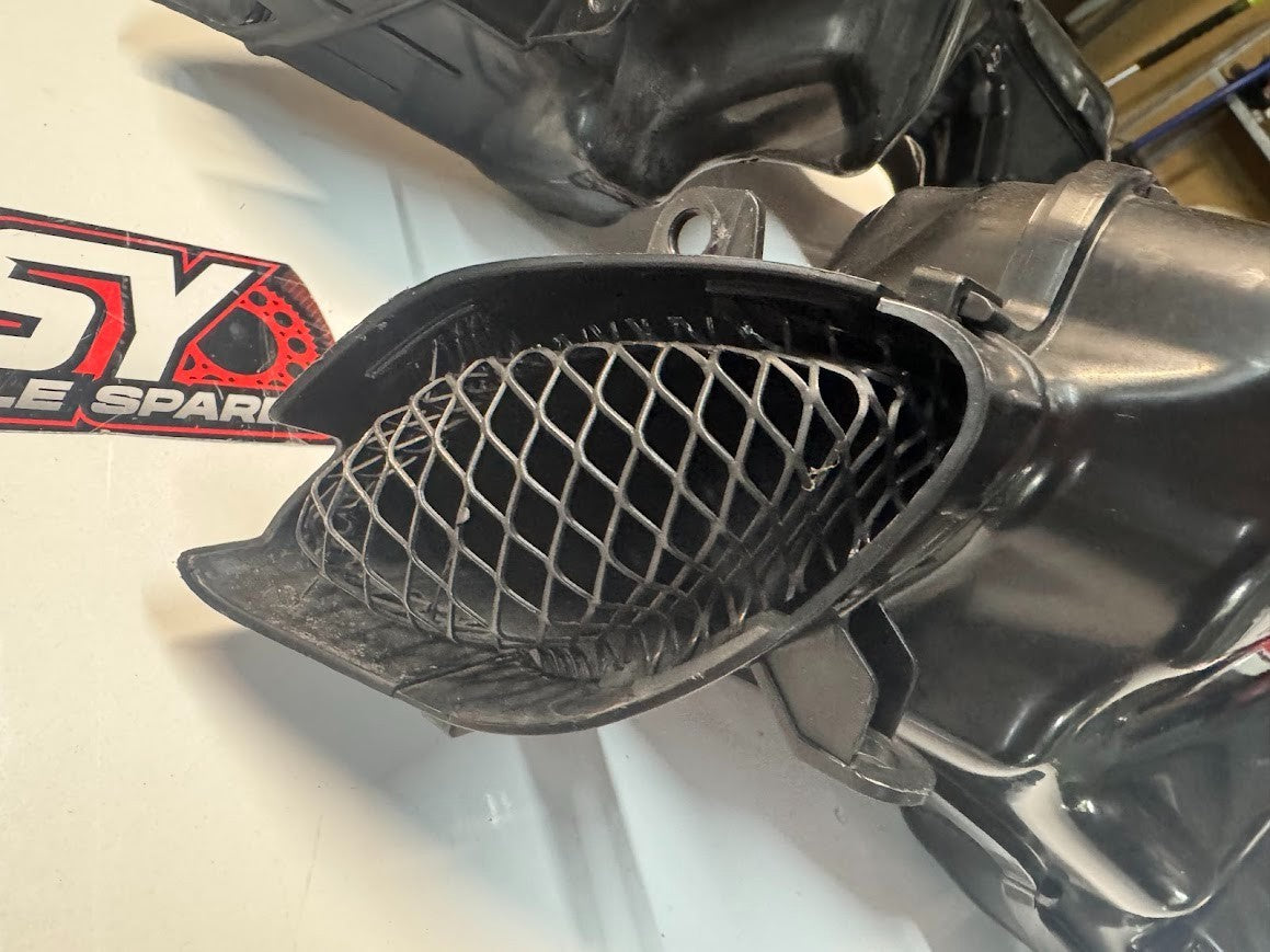 OEM Air Ram Duct Intakes Suzuki GSXR 1000 07-08 2008 94420-21H00