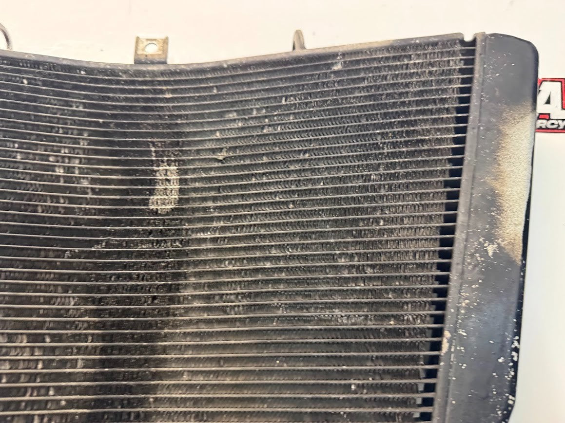 Suzuki GSXR 1000 2007-2008 Radiator OEM Genuine 17710-21H00