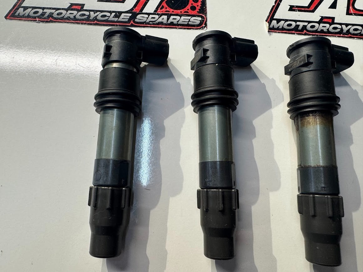 Suzuki GSXR 1000 2009-2016 Ignition Coils x4 OEM Genuine 33410-47H00