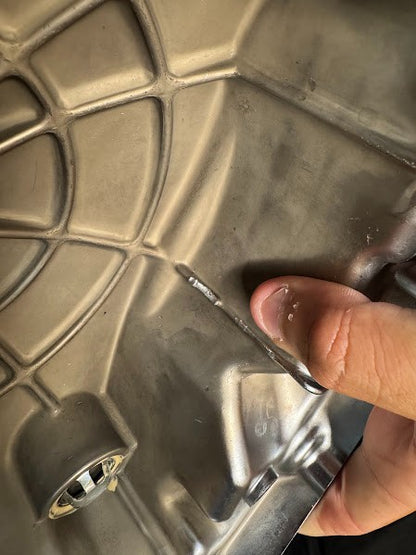 Suzuki VL 1500 Intruder 1998-2009 RH Clutch Cover OEM Genuine 11340-10F00