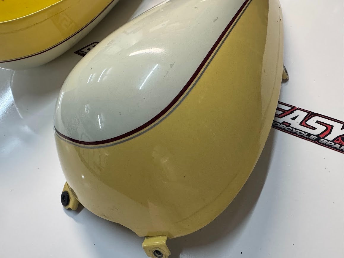 Suzuki VL 1500 Intruder 2003 Side Tank Covers OEM Genuine 47900-10F40