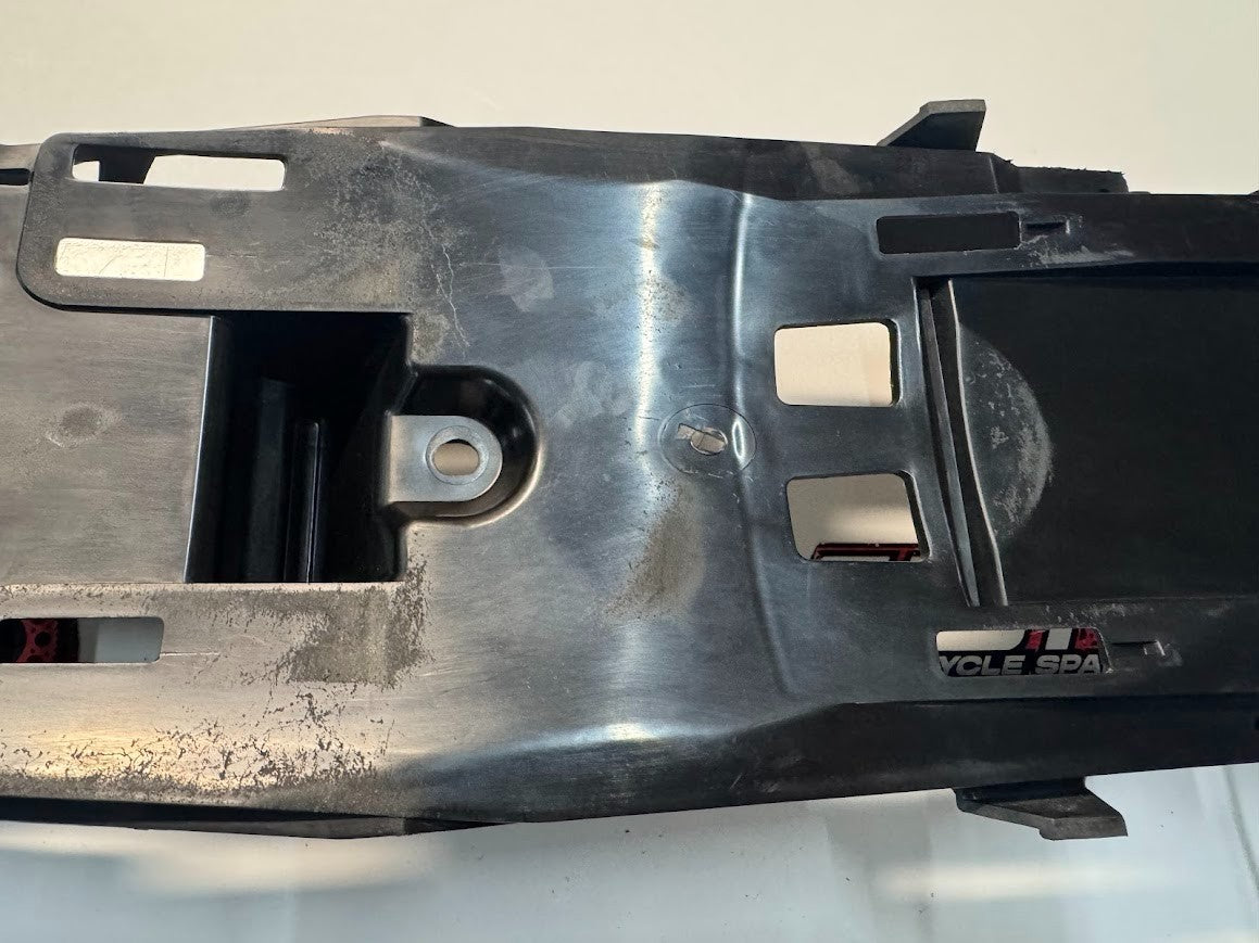 Suzuki GSXR 1000 2007-2008 Inner Fender Battery Tray OEM Genuine 63111-21H00