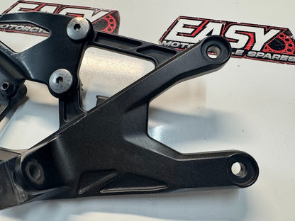 Yamaha YZF R1 2015-2025 RH Riders Peg Bracket Rear Set OEM Genuine 2CR-27443-00