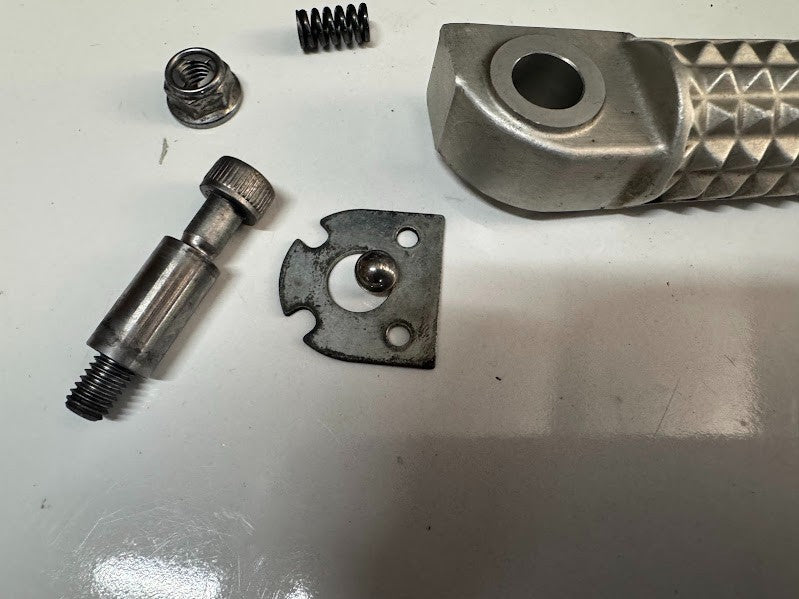 Yamaha YZF R1 2004-2019 RH Pillion Foot Peg OEM Genuine 5JJ-27441-10