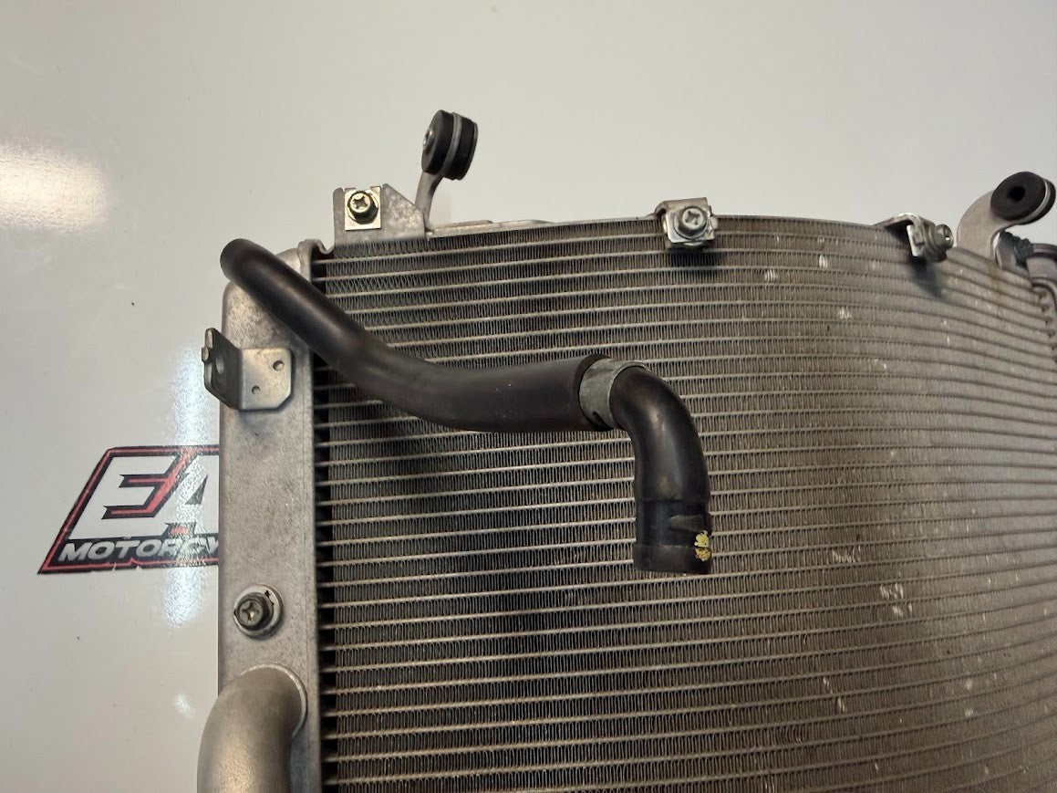 Radiator Cooling Yamaha YZF R1 2009-2014 OEM 14B-12461-00