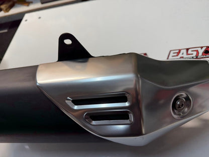 Muffler Exhaust Silencer Suzuki GSXR 1000 2020-2025 OEM 14310-17KD0