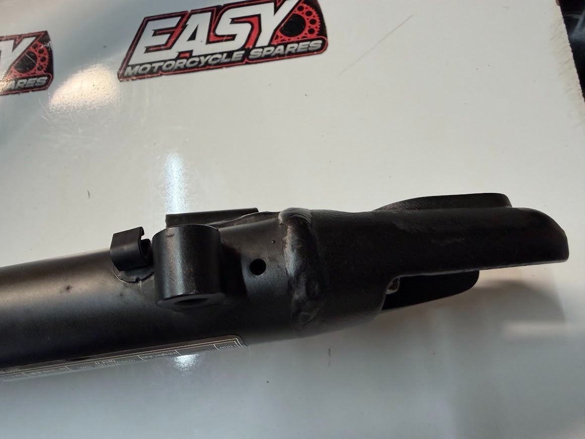 Swingarm Kawasaki Ninja 650L 2012-2016 OEM 33001-0586 Swing Arm