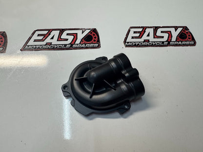 Yamaha YZF R7 2022-2025 Water Pump Housing Cover OEM Genuine 1WS-12422-10