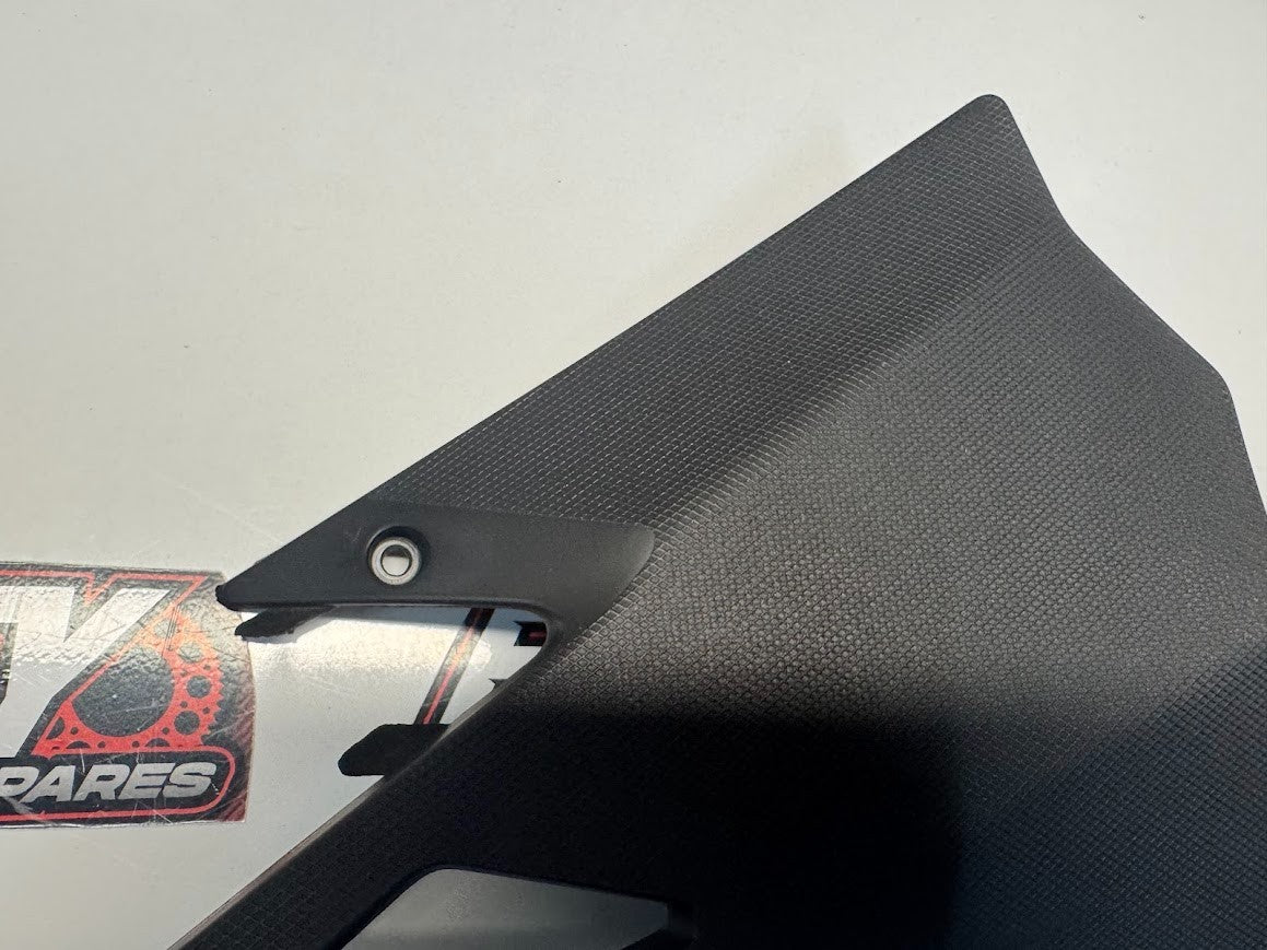 Aprilia RS4 125 4T 2011-2016 LH Side Cover Fairing Cowl OEM Genuine 897692