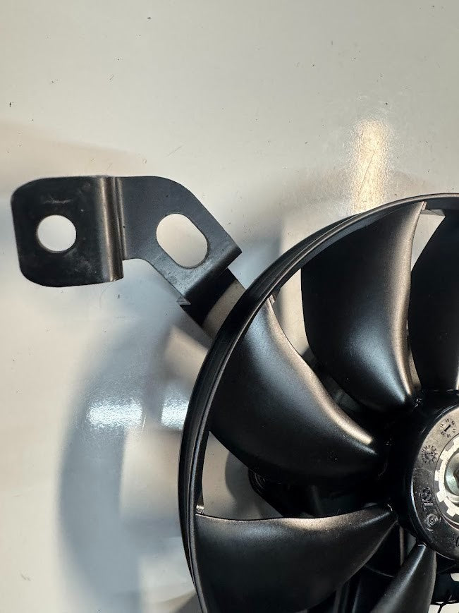 Suzuki GSXR 1000 2009-2016 Radiator Thermo Fan OEM Genuine 17800-47H00