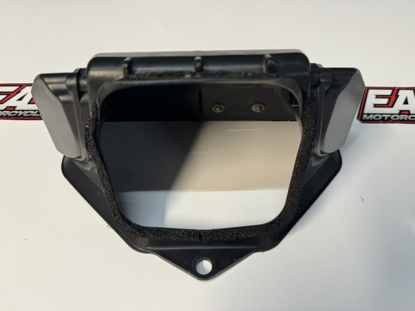 Yamaha YZF R1 2015-2019 Centre Ram Intake Duct 4 OEM Genuine 2CR-2838U-00