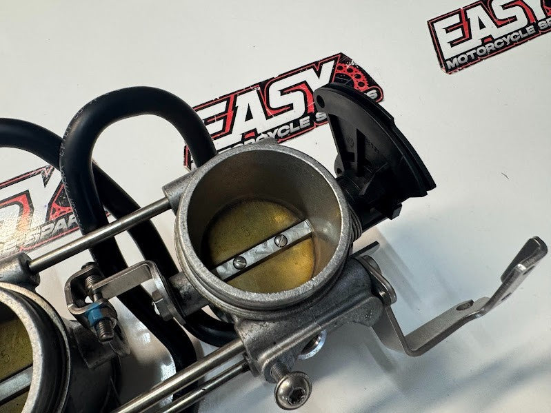 BMW F800 ST 2009 Throttle Bodies TPS OEM Genuine 13547678271