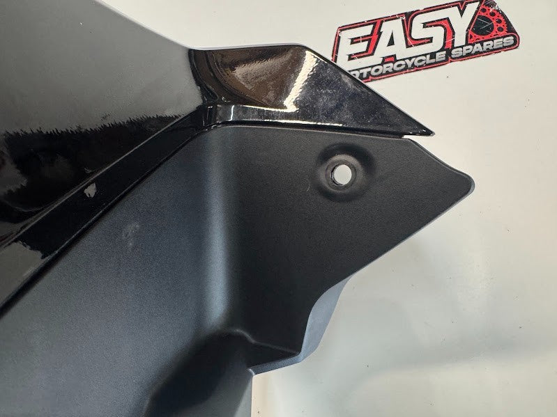 Yamaha YZF R1 2020-2025 Cover 5 LH Fairing Cowl OEM Genuine B3L-2842A-00